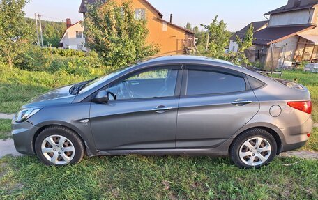 Hyundai Solaris II рестайлинг, 2011 год, 685 000 рублей, 5 фотография