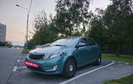 KIA Rio III рестайлинг, 2013 год, 894 000 рублей, 3 фотография