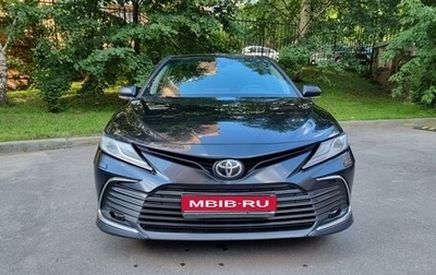 Toyota Camry, 2021 год, 3 320 000 рублей, 1 фотография