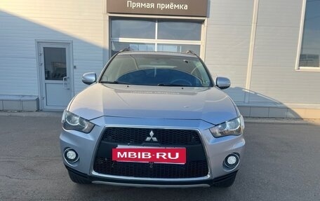 Mitsubishi Outlander III рестайлинг 3, 2011 год, 1 285 000 рублей, 2 фотография