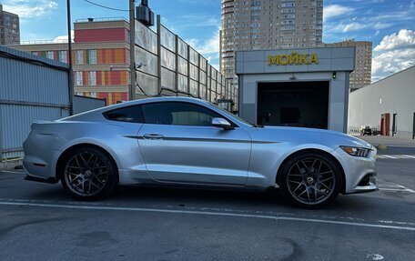 Ford Mustang VI рестайлинг, 2015 год, 2 650 000 рублей, 7 фотография