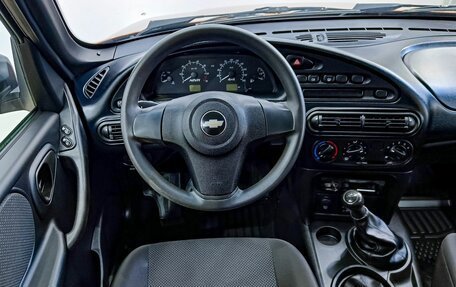 Chevrolet Niva I рестайлинг, 2019 год, 925 000 рублей, 7 фотография