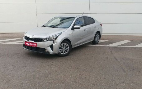 KIA Rio IV, 2021 год, 1 780 000 рублей, 1 фотография