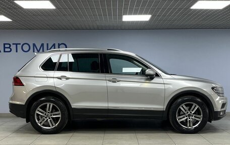 Volkswagen Tiguan II, 2018 год, 2 560 000 рублей, 4 фотография