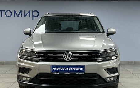 Volkswagen Tiguan II, 2018 год, 2 560 000 рублей, 2 фотография