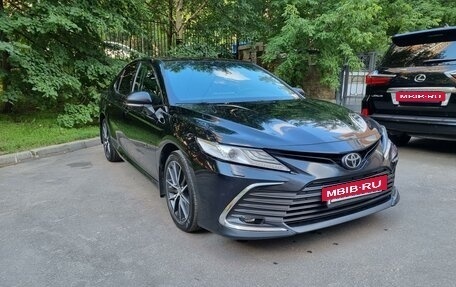 Toyota Camry, 2021 год, 3 320 000 рублей, 3 фотография