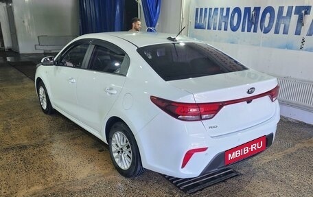 KIA Rio IV, 2020 год, 1 900 000 рублей, 5 фотография