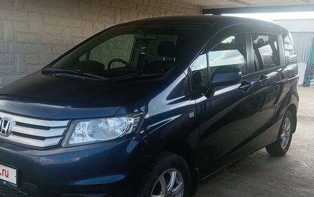 Honda Freed I, 2011 год, 1 550 000 рублей, 8 фотография