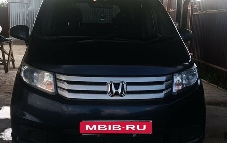 Honda Freed I, 2011 год, 1 550 000 рублей, 3 фотография