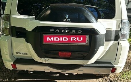 Mitsubishi Pajero IV, 2014 год, 3 000 000 рублей, 6 фотография