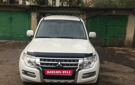 Mitsubishi Pajero IV, 2014 год, 3 000 000 рублей, 2 фотография