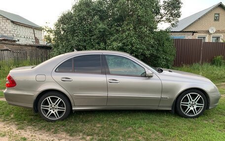 Mercedes-Benz E-Класс, 2008 год, 1 350 000 рублей, 4 фотография