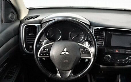 Mitsubishi Outlander III рестайлинг 3, 2013 год, 1 549 000 рублей, 8 фотография