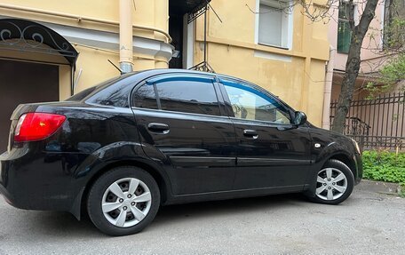 KIA Rio II, 2010 год, 670 000 рублей, 3 фотография