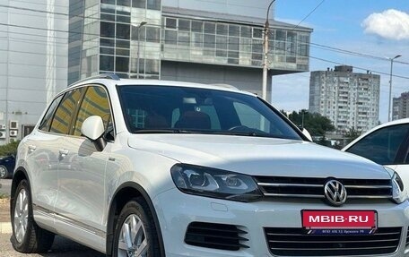 Volkswagen Touareg III, 2014 год, 2 400 000 рублей, 4 фотография