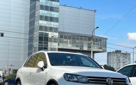 Volkswagen Touareg III, 2014 год, 2 400 000 рублей, 5 фотография