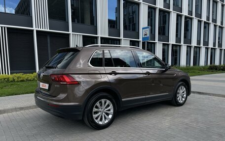 Volkswagen Tiguan II, 2018 год, 2 790 000 рублей, 5 фотография