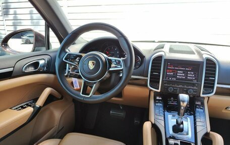 Porsche Cayenne III, 2015 год, 3 797 000 рублей, 10 фотография