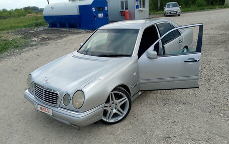 Mercedes-Benz E-Класс, 1997 год, 480 000 рублей, 4 фотография