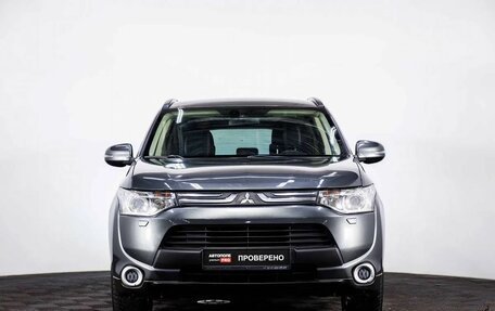 Mitsubishi Outlander III рестайлинг 3, 2013 год, 1 450 000 рублей, 4 фотография