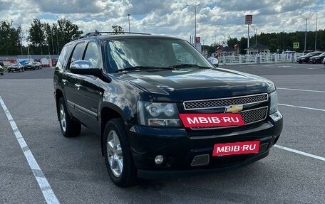 Chevrolet Tahoe III, 2012 год, 2 150 000 рублей, 2 фотография