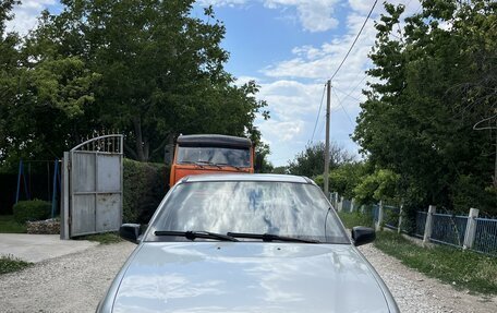 Daewoo Nexia I рестайлинг, 2005 год, 260 000 рублей, 2 фотография