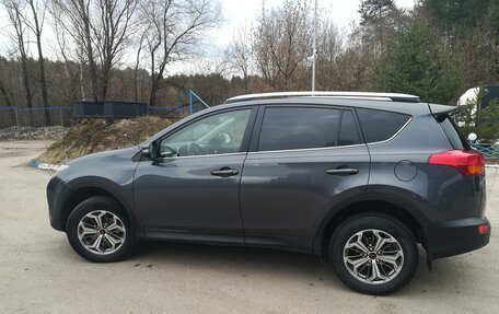 Toyota RAV4, 2013 год, 1 950 000 рублей, 10 фотография