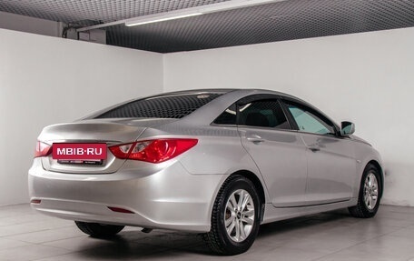 Hyundai Sonata VI, 2011 год, 1 299 000 рублей, 6 фотография