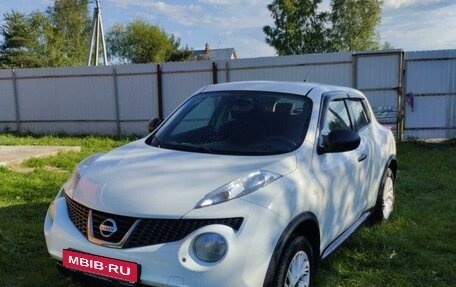 Nissan Juke II, 2011 год, 930 000 рублей, 1 фотография