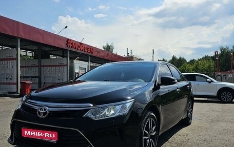 Toyota Camry, 2017 год, 2 850 000 рублей, 1 фотография