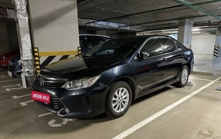 Toyota Camry, 2016 год, 2 360 000 рублей, 2 фотография