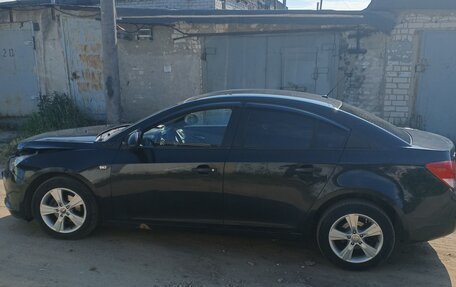 Chevrolet Cruze II, 2011 год, 550 000 рублей, 4 фотография