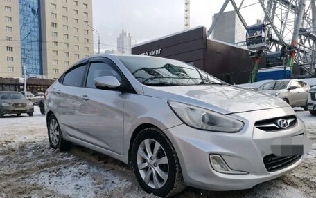 Hyundai Solaris II рестайлинг, 2014 год, 890 000 рублей, 1 фотография