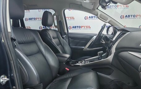 Mitsubishi Pajero Sport III рестайлинг, 2018 год, 3 211 000 рублей, 8 фотография