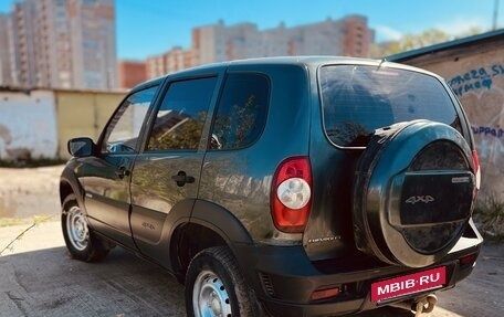 Chevrolet Niva I рестайлинг, 2009 год, 389 000 рублей, 3 фотография