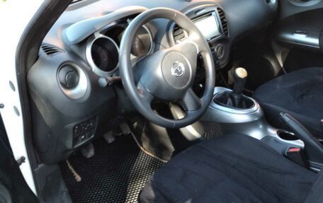 Nissan Juke II, 2011 год, 930 000 рублей, 6 фотография