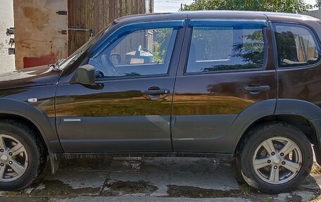Chevrolet Niva I рестайлинг, 2011 год, 420 000 рублей, 4 фотография