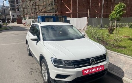 Volkswagen Tiguan II, 2019 год, 2 075 000 рублей, 2 фотография