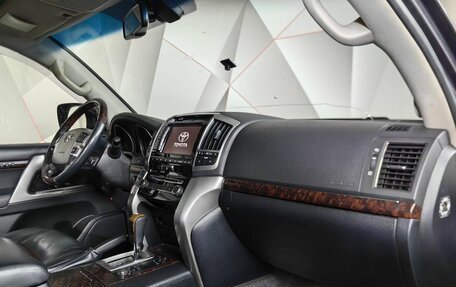 Toyota Land Cruiser 200, 2013 год, 3 897 000 рублей, 12 фотография