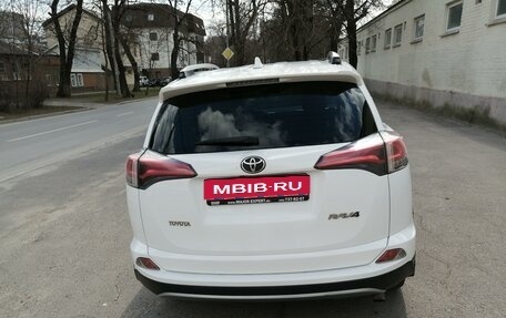 Toyota RAV4, 2018 год, 2 500 000 рублей, 5 фотография