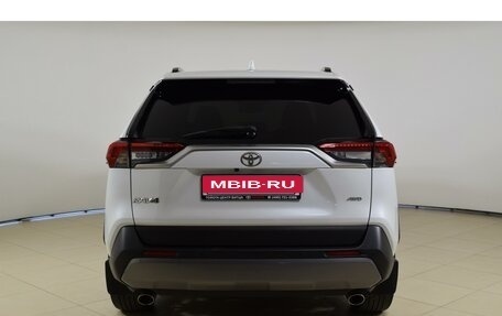 Toyota RAV4, 2019 год, 3 249 000 рублей, 6 фотография