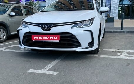 Toyota Corolla, 2019 год, 1 950 000 рублей, 4 фотография