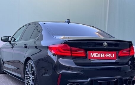 BMW 5 серия, 2019 год, 3 697 000 рублей, 4 фотография
