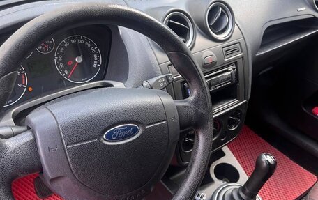 Ford Fiesta, 2006 год, 310 000 рублей, 13 фотография