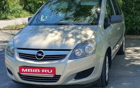 Opel Zafira B, 2011 год, 860 000 рублей, 10 фотография