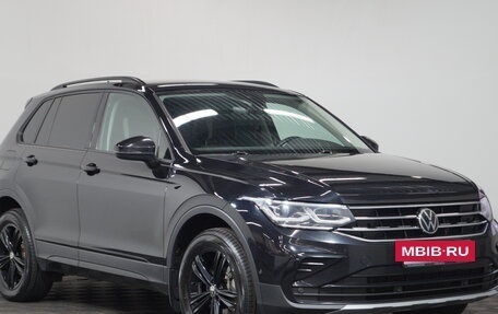 Volkswagen Tiguan II, 2021 год, 3 495 000 рублей, 3 фотография