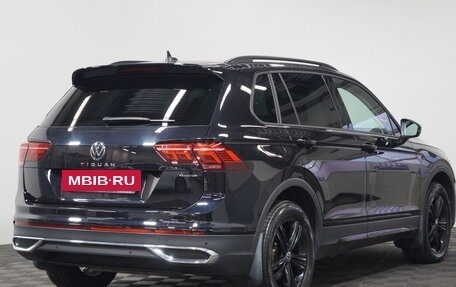 Volkswagen Tiguan II, 2021 год, 3 495 000 рублей, 4 фотография