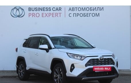 Toyota RAV4, 2024 год, 5 950 000 рублей, 3 фотография