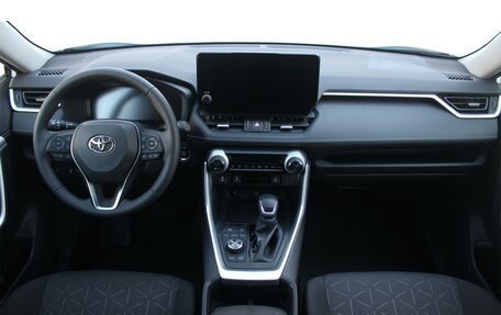 Toyota RAV4, 2024 год, 5 950 000 рублей, 8 фотография