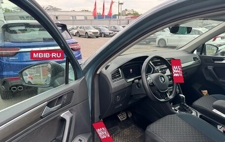 Volkswagen Tiguan II, 2019 год, 2 779 000 рублей, 8 фотография